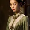 中国玉娇，中国辣妹，中国顶级模特，淡绿色和深琥珀风格，场景紧凑，深白色和深米色--ar76：113