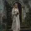 《Trauco》由埃德蒙·布莱尔·莱顿（Edmund Blair Leighton）、布罗姆（Brom）、查理·鲍沃特（Charlie Bowater）拍摄，汤姆·巴格肖（Tom Bagshaw）、萨金特（Sargent）拍摄，屡获殊荣的全身肖像照片，使用柯达Portra 800、哈苏500 C、55 mm f/ 1。8个镜头，极深，可用光线，高对比度，超高清，HDR，DDA，8 K：1 