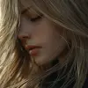 长发人物的特写，WLOP的3D渲染，在cgsociety、空间艺术、artstation hd、动漫美学、动漫上精选