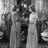 高级时尚，《Vogue》1938 --没有丑陋、畸形、吵闹、模糊、扭曲、失焦、多余的手指、不良的解剖结构、多余的四肢、脸部画得不好、手画得不好、手指缺失--c25