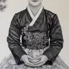 韩国女性水墨画，25-30岁，亚洲美容标准--混乱30 --ar 1：2