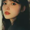 日本女孩，18-21岁，棕色头发，高质量照片肖像，用宝丽来相机拍摄，双眼皮--ar 34：65 --原始风格