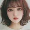 日本女孩，18-21岁，棕色头发，高质量照片肖像，用宝丽来相机拍摄，双眼皮--ar 34：65 --原始风格