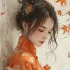 一个女孩在拿着灯笼的桌子上读书的中国插图，浅米色和橙色风格，自由笔触，bloomcore，studyplace，迷人的人物，高分辨率，高质量的照片--ar 73：97 --styleum 750 --v 6
